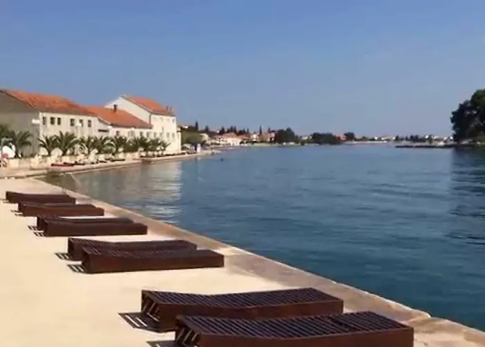 Family House Bacalja Country house *